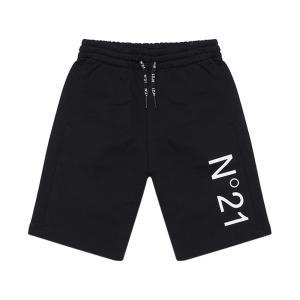 Bermuda . nero
