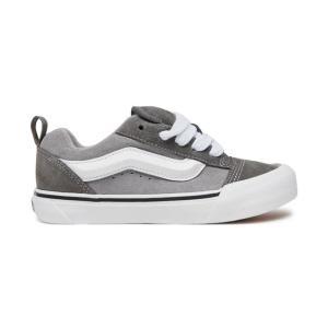 Scarpe . grigio