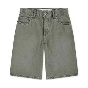 Bermuda levi's. verde