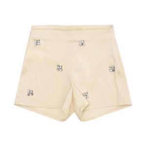 Shorts . crema