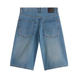 Jeans . denim