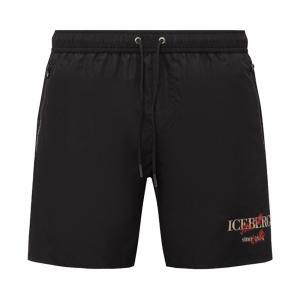 Boxer mare . nero