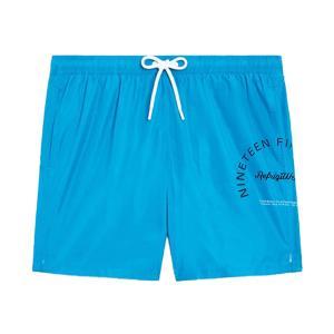 Boxer mare . cielo